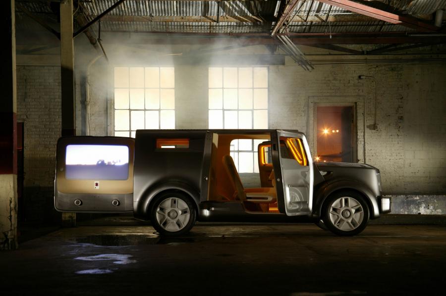  Ford SYNus Concept 2005 года  (фото 31 из 70)